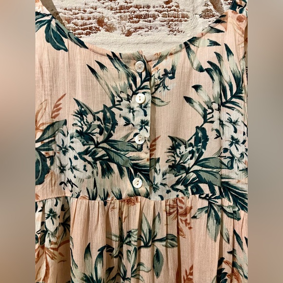 Raya Sun Brand New Floral Hawaiian Tropical Sundress Size M - Picture 3 of 11